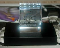 Glasbild mit Beleuchtung